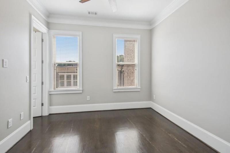 Image for property 333 Brownstones Circle, Atlanta, GA 30312
