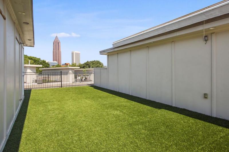 Image for property 333 Brownstones Circle, Atlanta, GA 30312