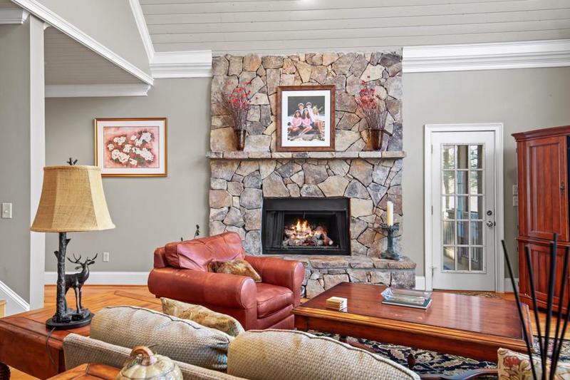 Image for property 225 LANCELOT Loop, Clayton, GA 30525