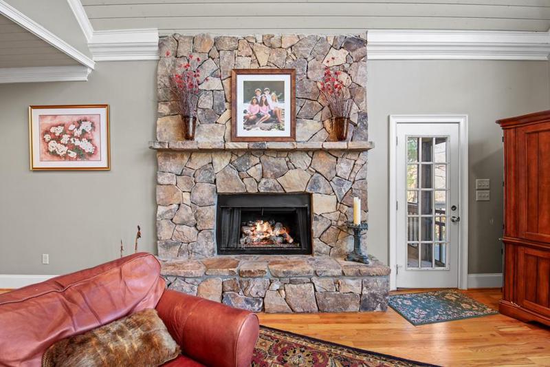 Image for property 225 LANCELOT Loop, Clayton, GA 30525