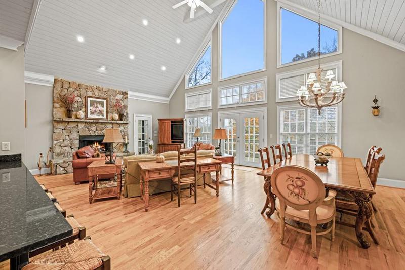 Image for property 225 LANCELOT Loop, Clayton, GA 30525