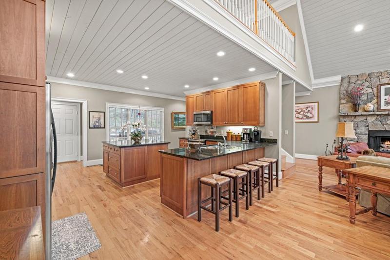 Image for property 225 LANCELOT Loop, Clayton, GA 30525