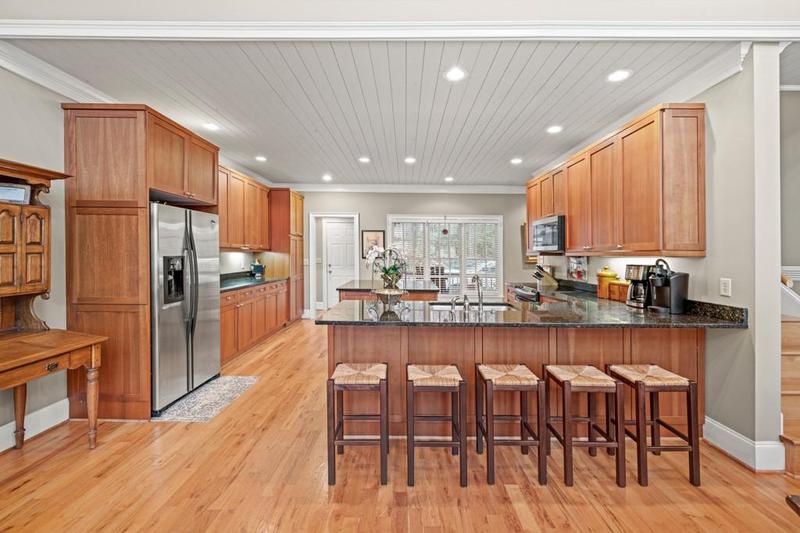 Image for property 225 LANCELOT Loop, Clayton, GA 30525