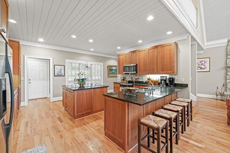 Image for property 225 LANCELOT Loop, Clayton, GA 30525