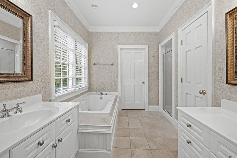 Image for property 225 LANCELOT Loop, Clayton, GA 30525