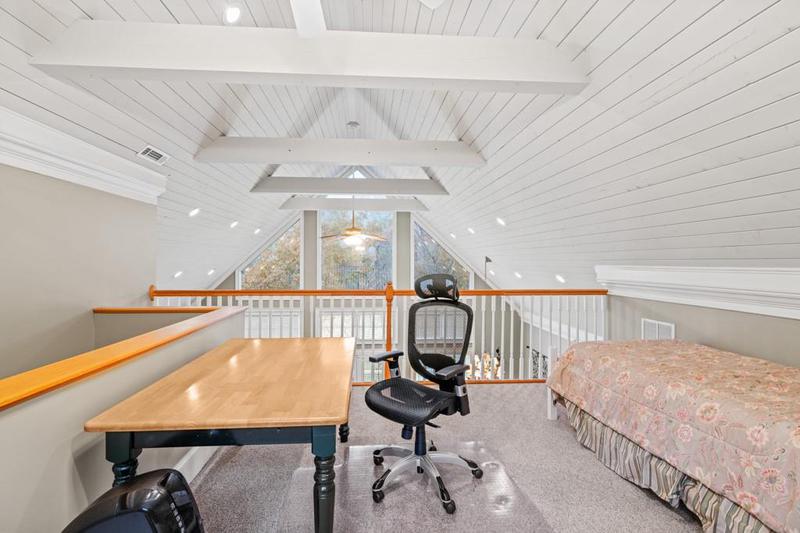 Image for property 225 LANCELOT Loop, Clayton, GA 30525