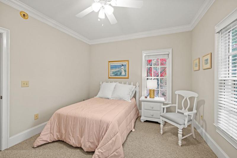 Image for property 225 LANCELOT Loop, Clayton, GA 30525