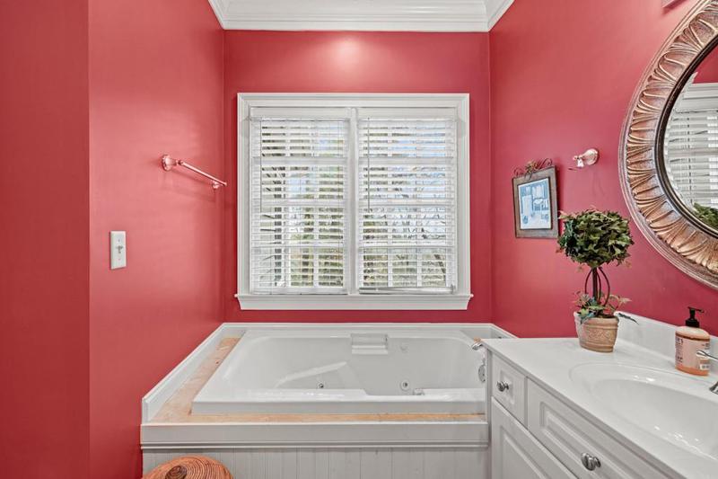 Image for property 225 LANCELOT Loop, Clayton, GA 30525