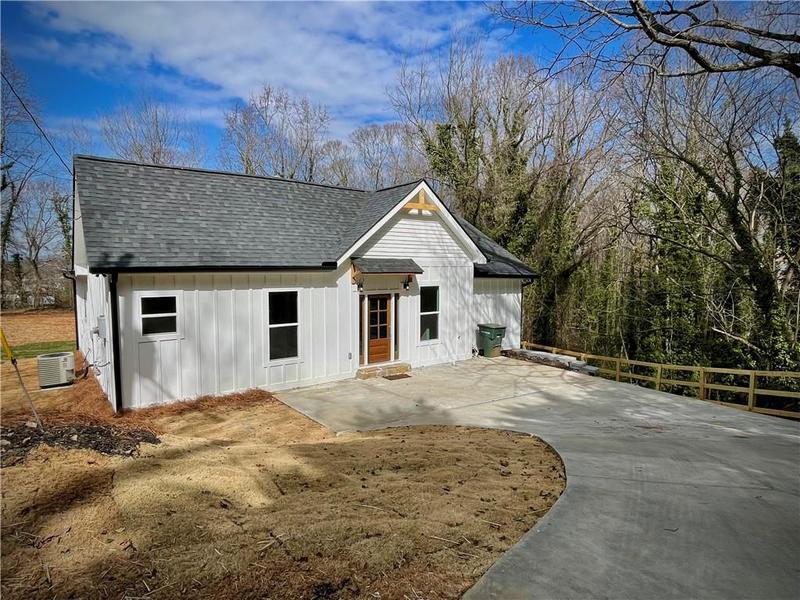 Image for property 175 Hillcrest Street, Cornelia, GA 30531