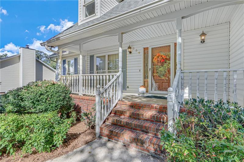 Image for property 554 Ridgeview Drive, Gainesville, GA 30501