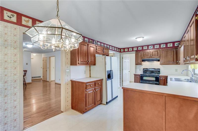 Image for property 554 Ridgeview Drive, Gainesville, GA 30501