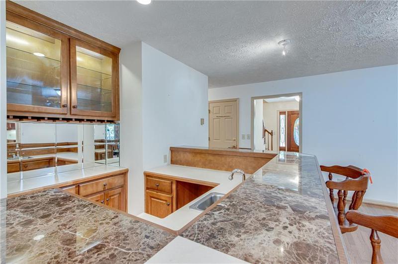 Image for property 554 Ridgeview Drive, Gainesville, GA 30501