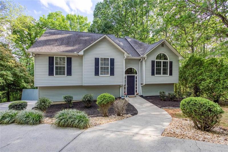 Image for property 20 Ridgeview Court, Cartersville, GA 30120