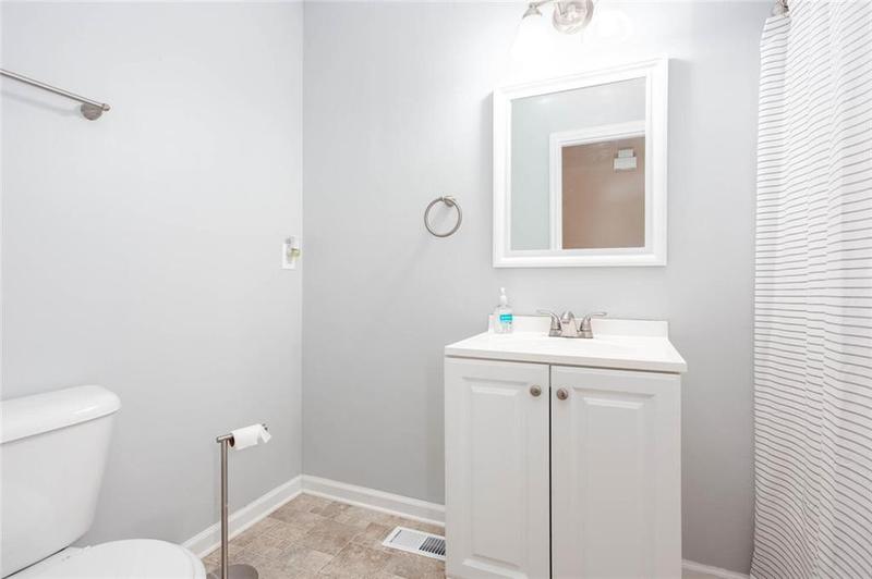 Image for property 20 Ridgeview Court, Cartersville, GA 30120