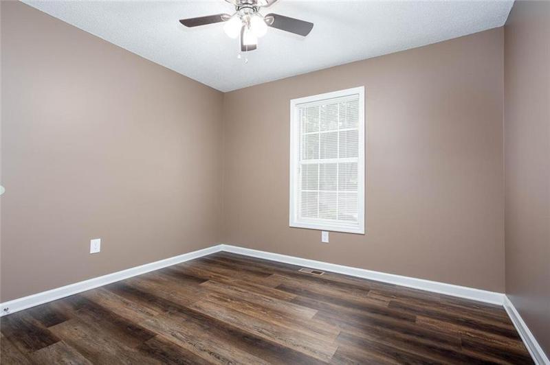 Image for property 20 Ridgeview Court, Cartersville, GA 30120