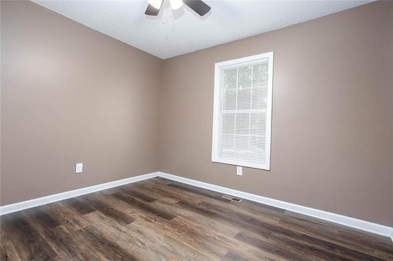 Image for property 20 Ridgeview Court, Cartersville, GA 30120