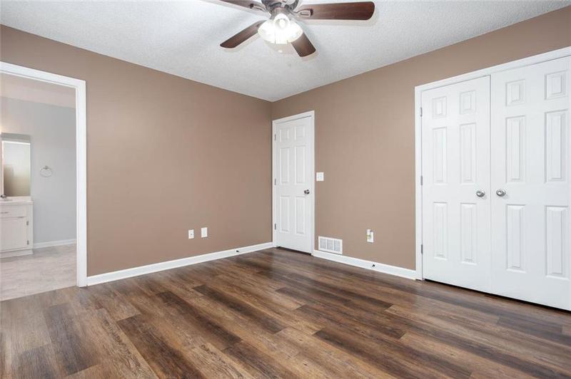 Image for property 20 Ridgeview Court, Cartersville, GA 30120