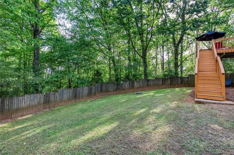 Image for property 20 Ridgeview Court, Cartersville, GA 30120