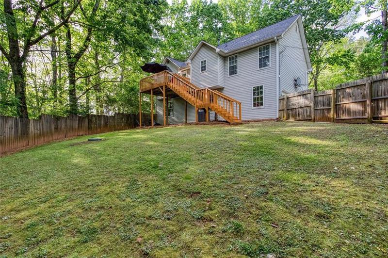 Image for property 20 Ridgeview Court, Cartersville, GA 30120