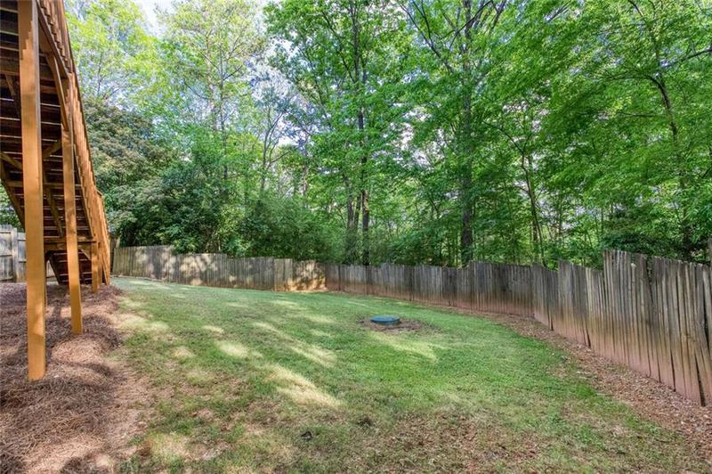 Image for property 20 Ridgeview Court, Cartersville, GA 30120