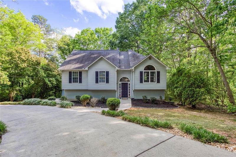 Image for property 20 Ridgeview Court, Cartersville, GA 30120