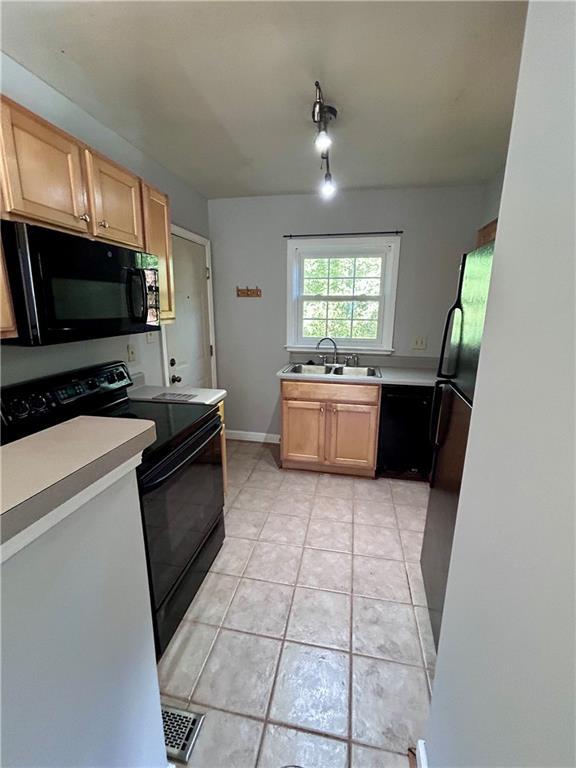 Image for property 578 Goldsboro Road B, Atlanta, GA 30307