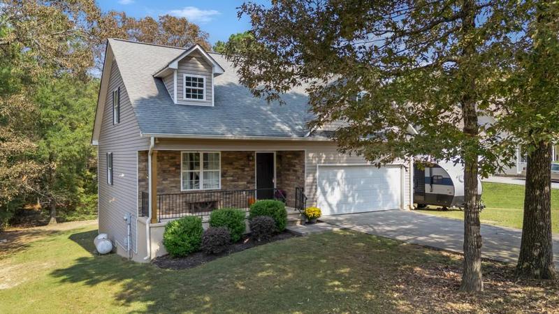 Image for property 172 Hunters Trail, Calhoun, GA 30701