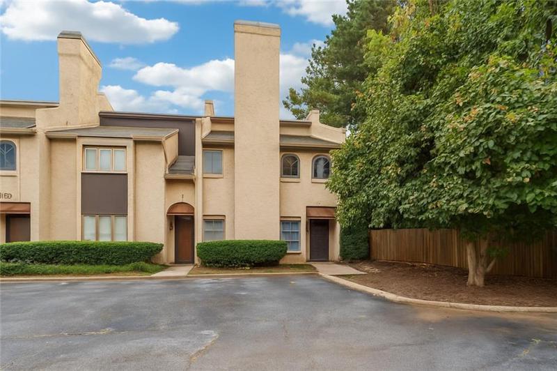 Image for property 707 Roswell Landings Drive, Roswell, GA 30075