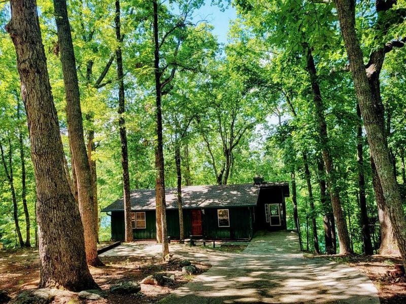 Image for property 5350 Woodland Circle, Gainesville, GA 30504