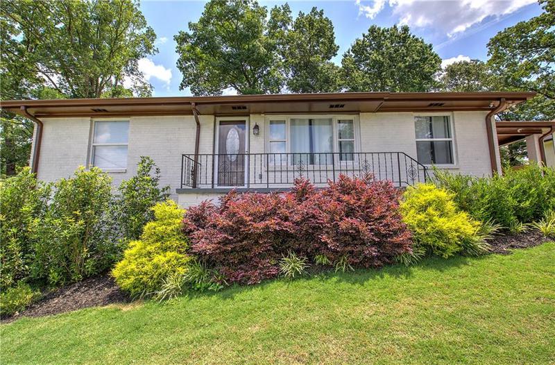 Image for property 2646 Rockcliff Road, Atlanta, GA 30316