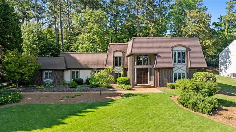 Image for property 1178 Roxboro Cove, Atlanta, GA 30324