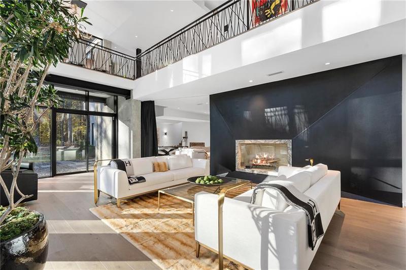 Image for property 2716 Ridgewood Road, Atlanta, GA 30327