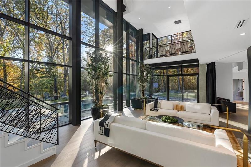 Image for property 2716 Ridgewood Road, Atlanta, GA 30327