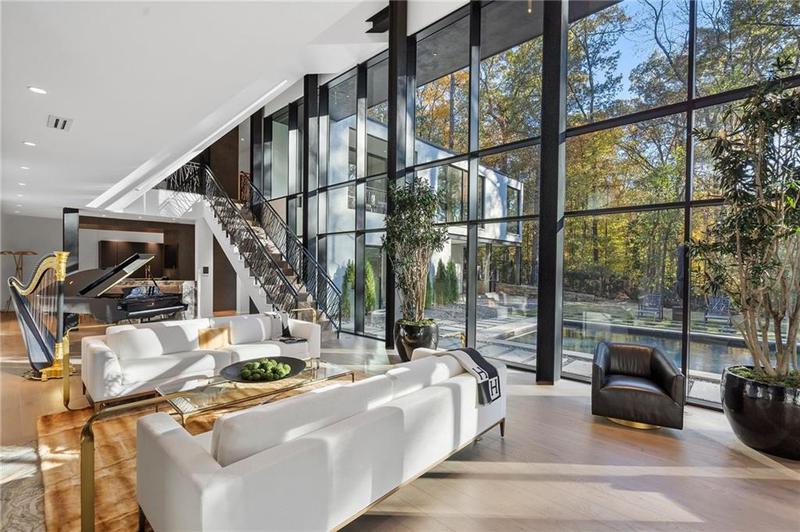 Image for property 2716 Ridgewood Road, Atlanta, GA 30327