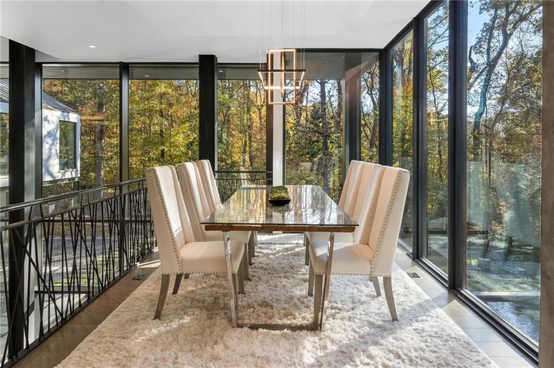 Image for property 2716 Ridgewood Road, Atlanta, GA 30327