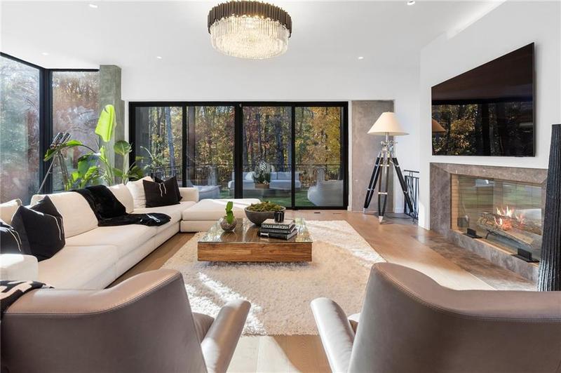 Image for property 2716 Ridgewood Road, Atlanta, GA 30327