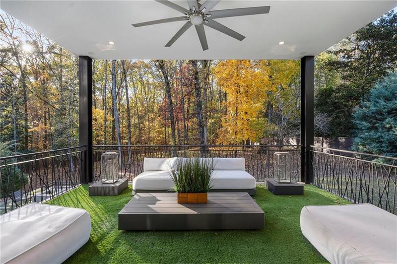 Image for property 2716 Ridgewood Road, Atlanta, GA 30327