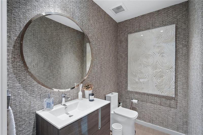 Image for property 2716 Ridgewood Road, Atlanta, GA 30327