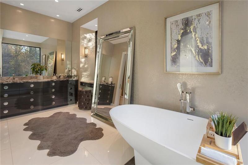 Image for property 2716 Ridgewood Road, Atlanta, GA 30327