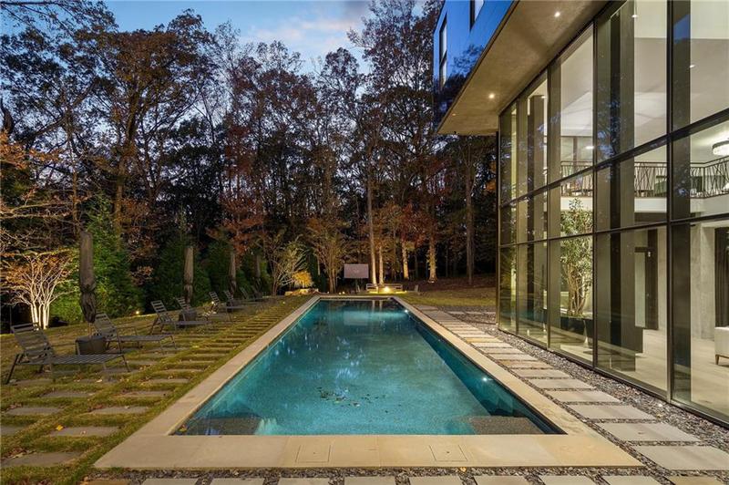 Image for property 2716 Ridgewood Road, Atlanta, GA 30327