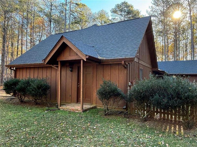 Image for property 327 Ruth Drive, Newnan, GA 30265