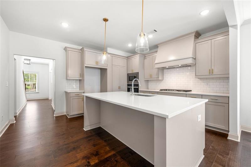 Image for property 236 Westpark Drive, Athens, GA 30606
