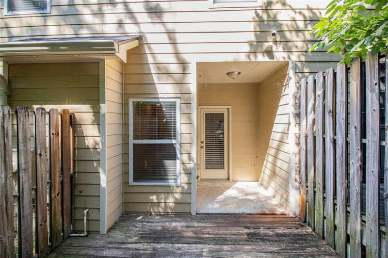 Image for property 2836 Ridgeview Drive, Atlanta, GA 30331