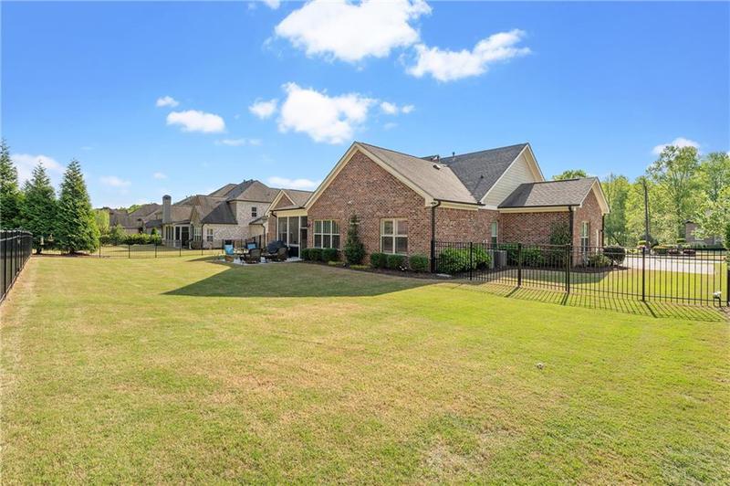 Image for property 754 Creekside Bend, Alpharetta, GA 30004