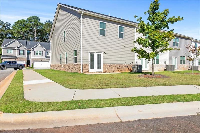 Image for property 179 Hampton Circle, Mcdonough, GA 30253