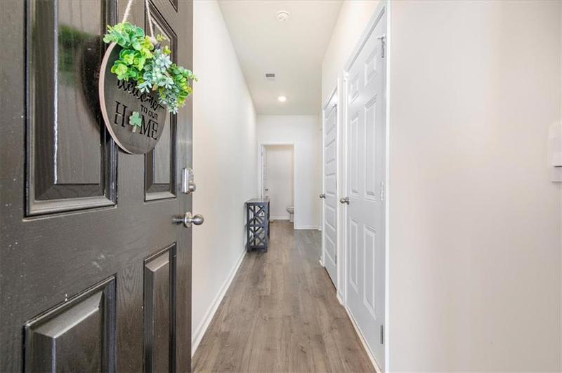 Image for property 179 Hampton Circle, Mcdonough, GA 30253