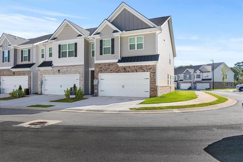 Image for property 179 Hampton Circle, Mcdonough, GA 30253