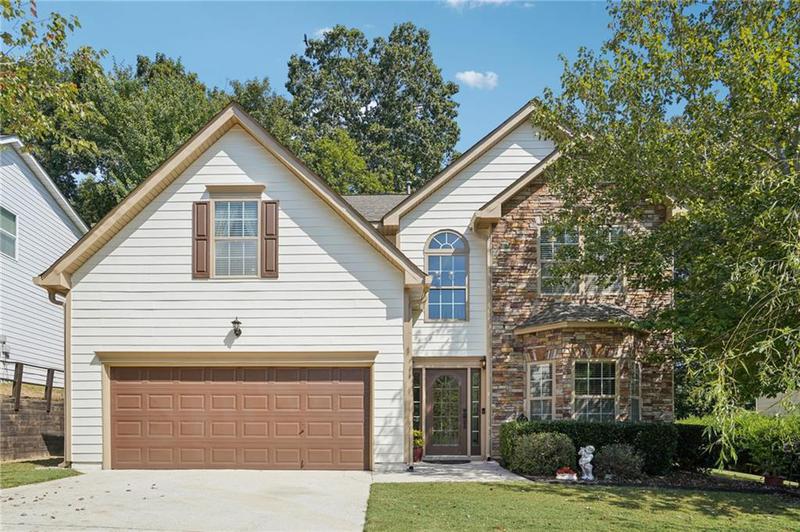 Image for property 715 Moonlight Way, Suwanee, GA 30024