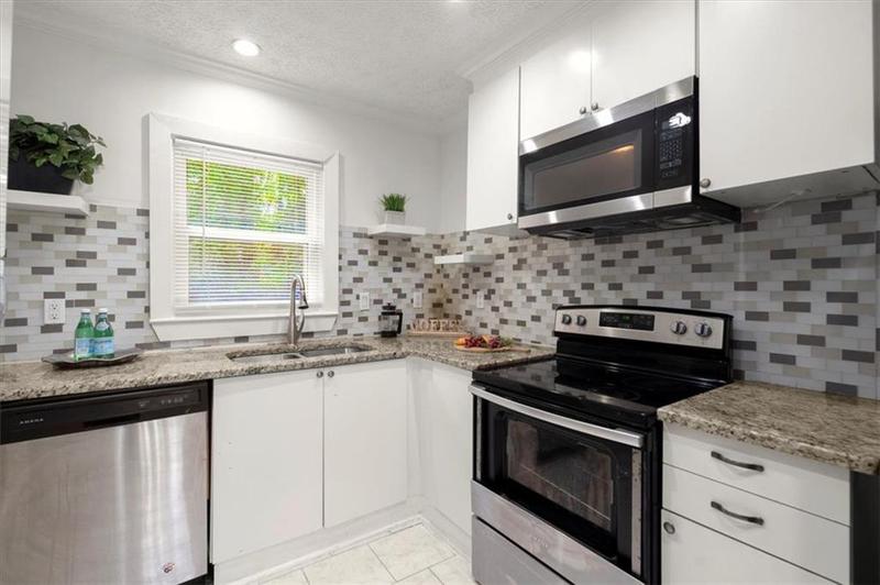 Image for property 3018 WANDA Circle, Atlanta, GA 30315