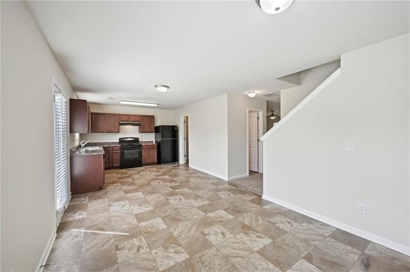 Image for property 5675 Laurel Ridge Circle, Atlanta, GA 30344